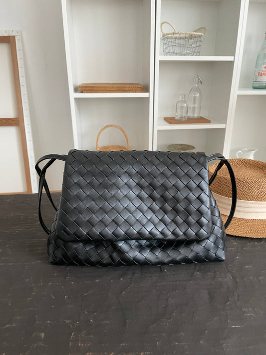 フラップ編み込み 2WAYショルダーバッグ